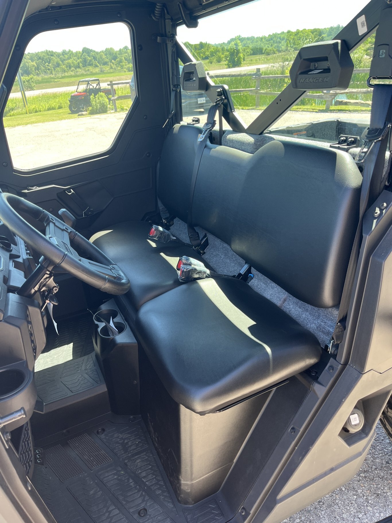 2027 RANGER XP 1000 CAB AVALANCHE GRAY