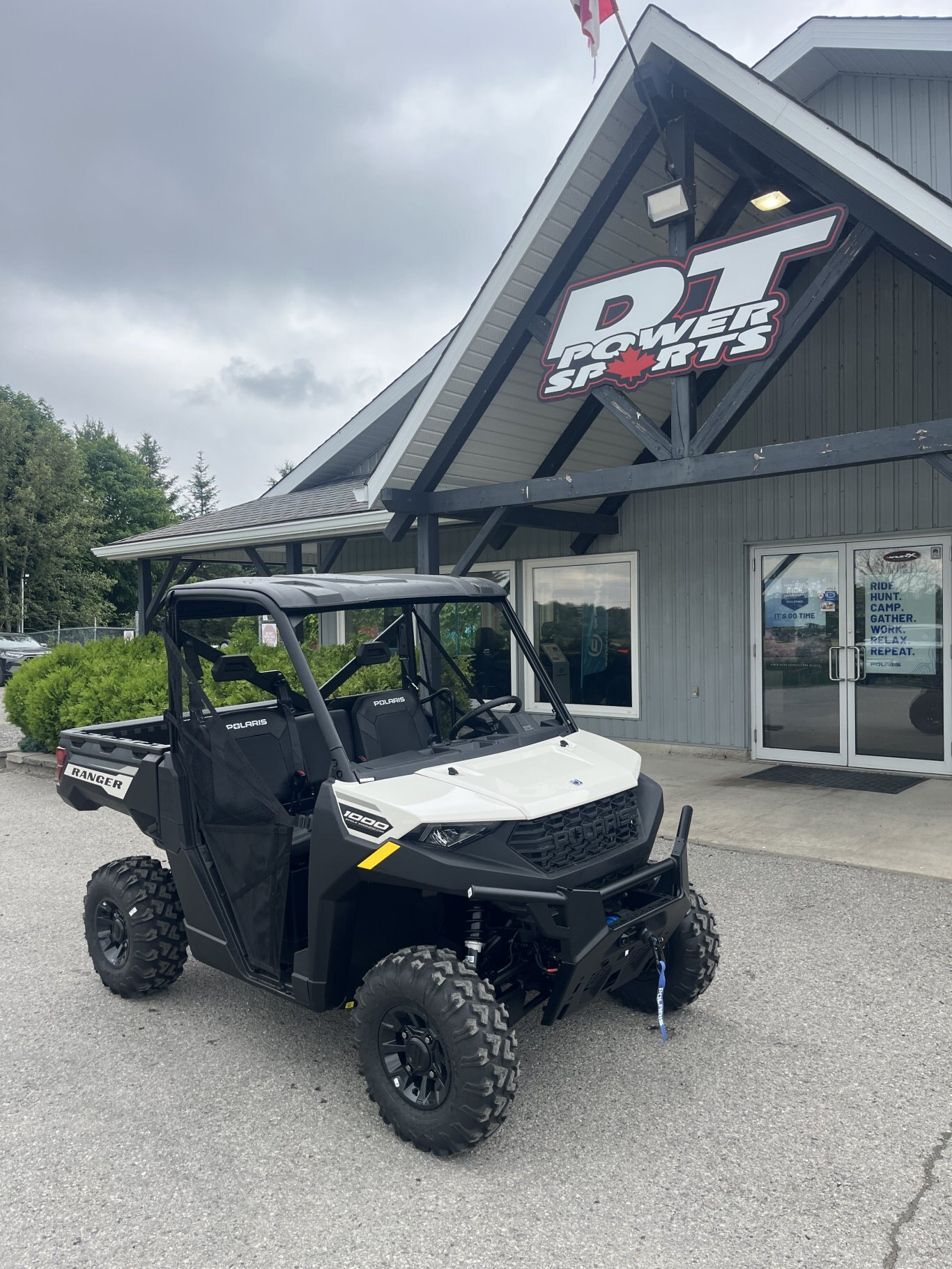 2026 RZR TRAIL S 1000 ULTIMATE SAND DUNE 1000 Ultimate