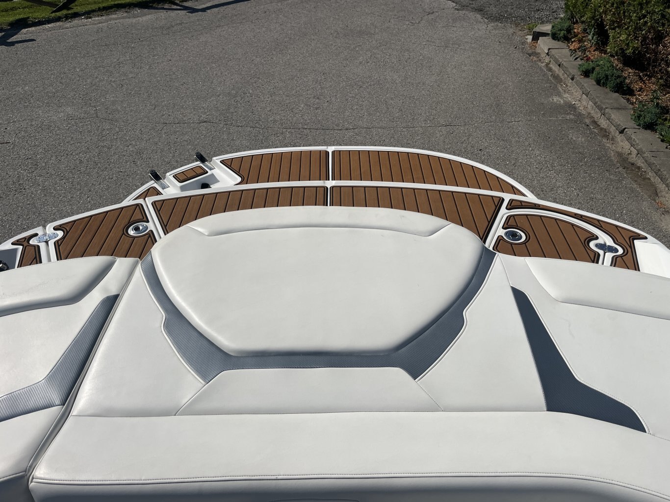 2016 MONTEREY FSC224