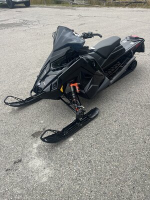 2027 SNO 27 9R INDY VR1 DYNAMIX 137