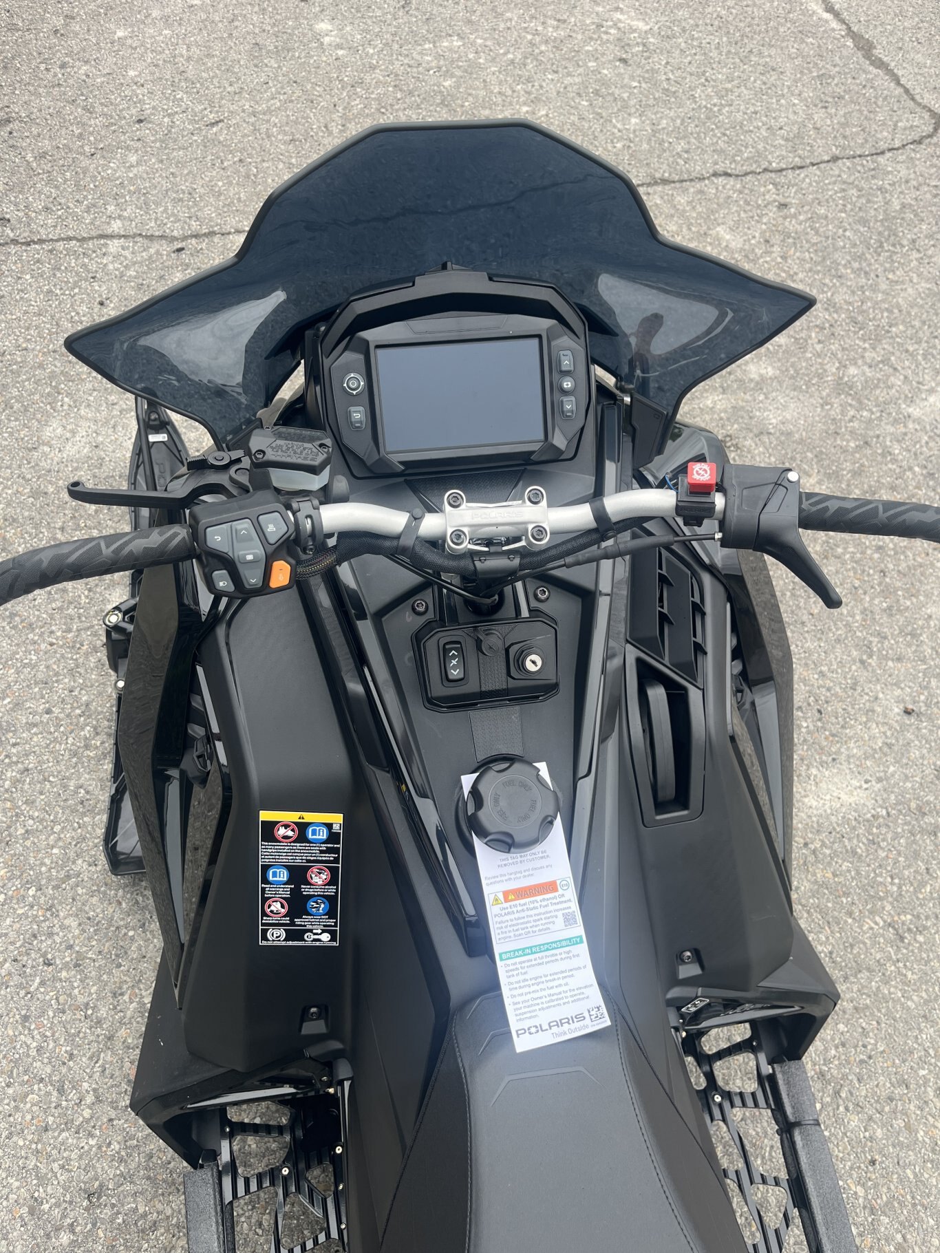 2027 SNO 27 9R INDY VR1 DYNAMIX 137