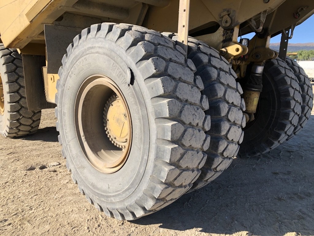 Caterpillar 775B Rock Truck