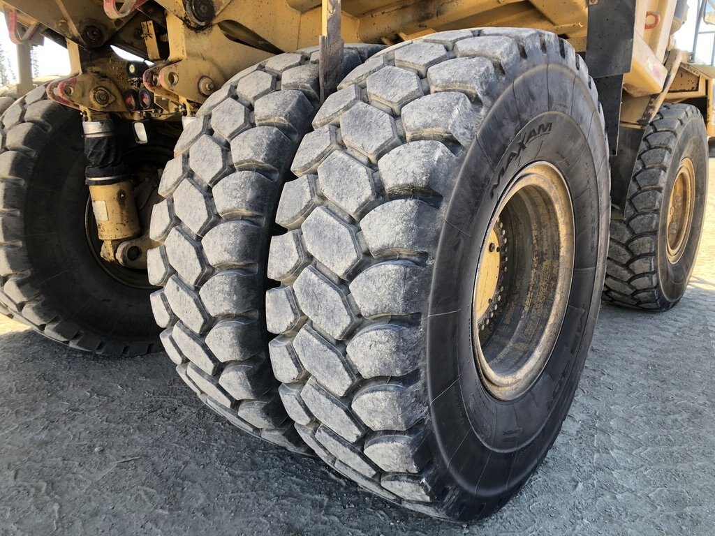 Caterpillar 773B Rock Truck