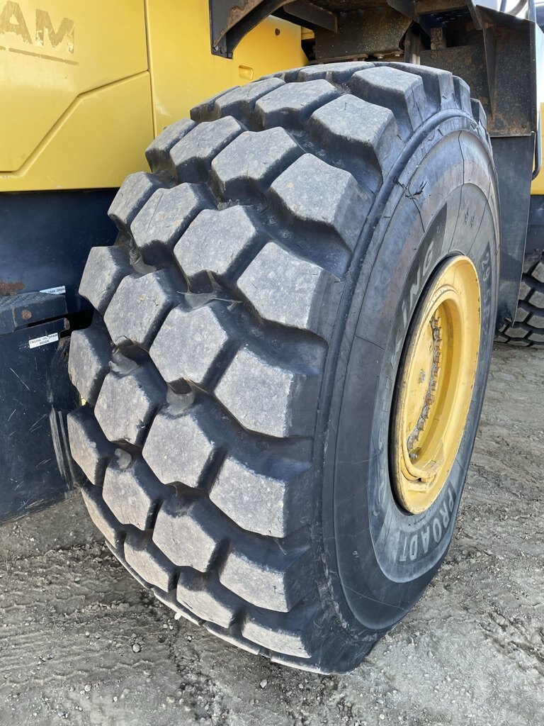 2012 Komatsu WA500 7 Wheel Loader