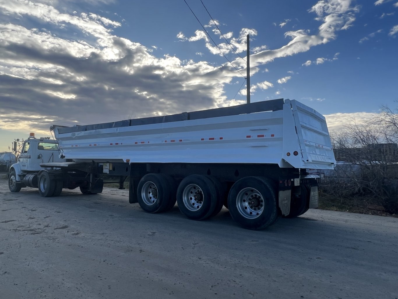 2012 Renn Tridem End Dump Trailer