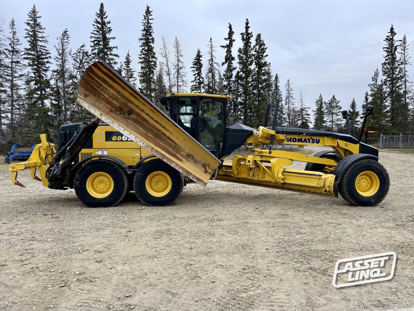 2022 Komatsu GD655 7 Motor Grader w/ Snow Wing