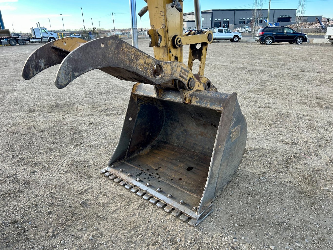 2018 Caterpillar 315F Excavator w/ Thumb