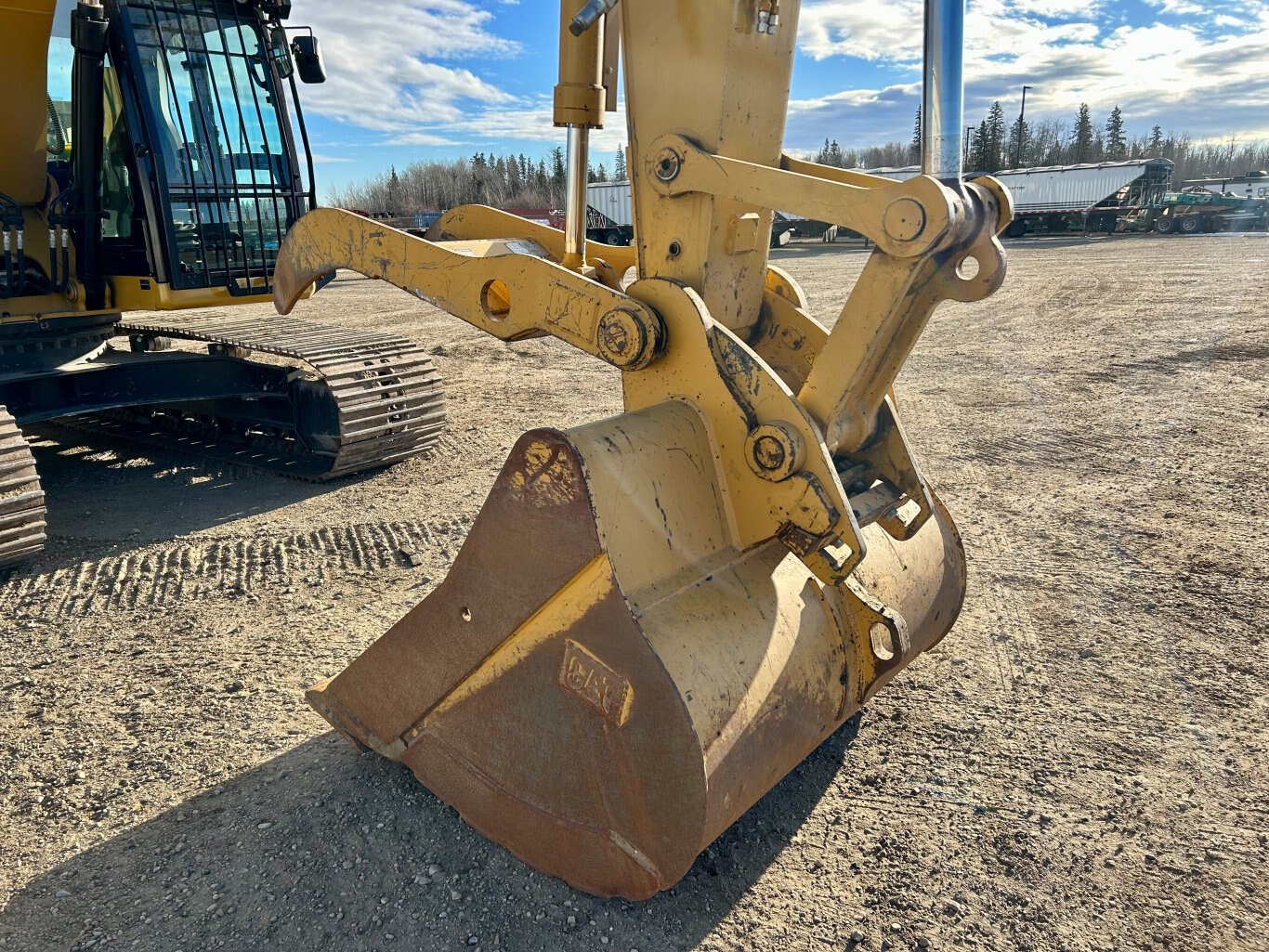 2021 Caterpillar 320 07 Excavator w/ Thumb