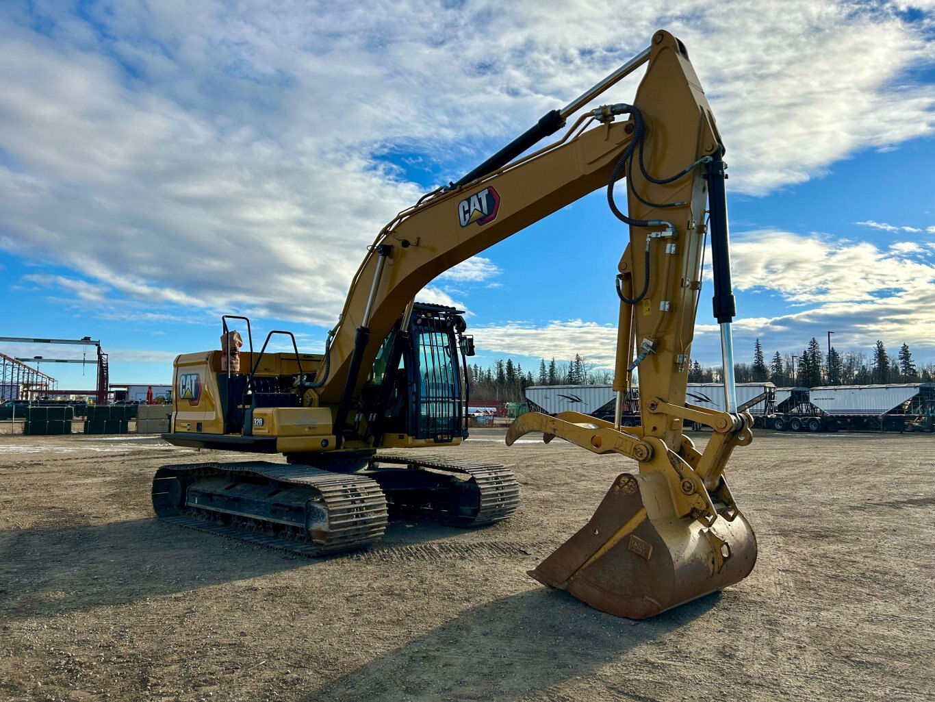 2021 Caterpillar 320 07 Excavator w/ Thumb