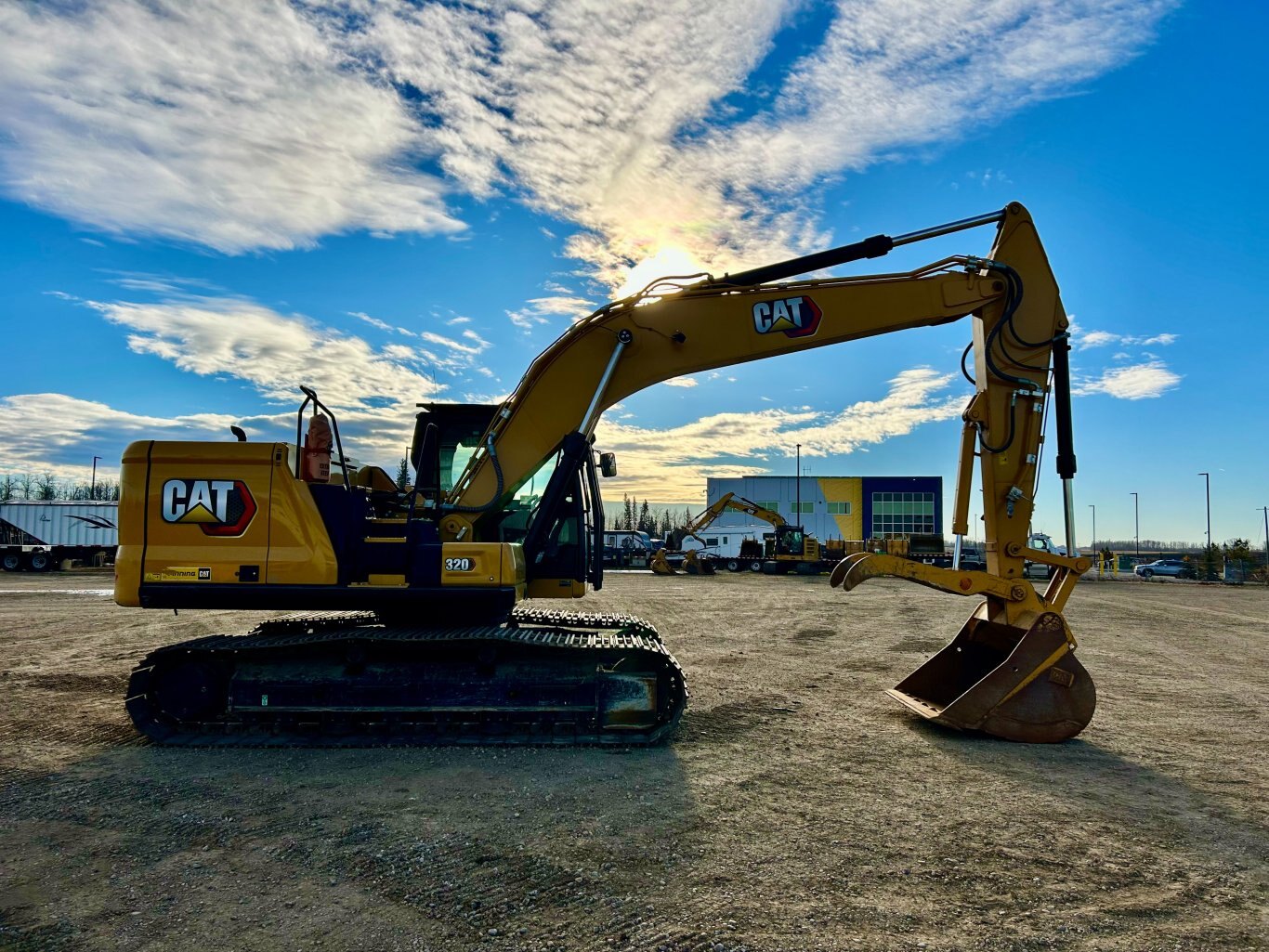 2021 Caterpillar 320 07 Excavator w/ Thumb