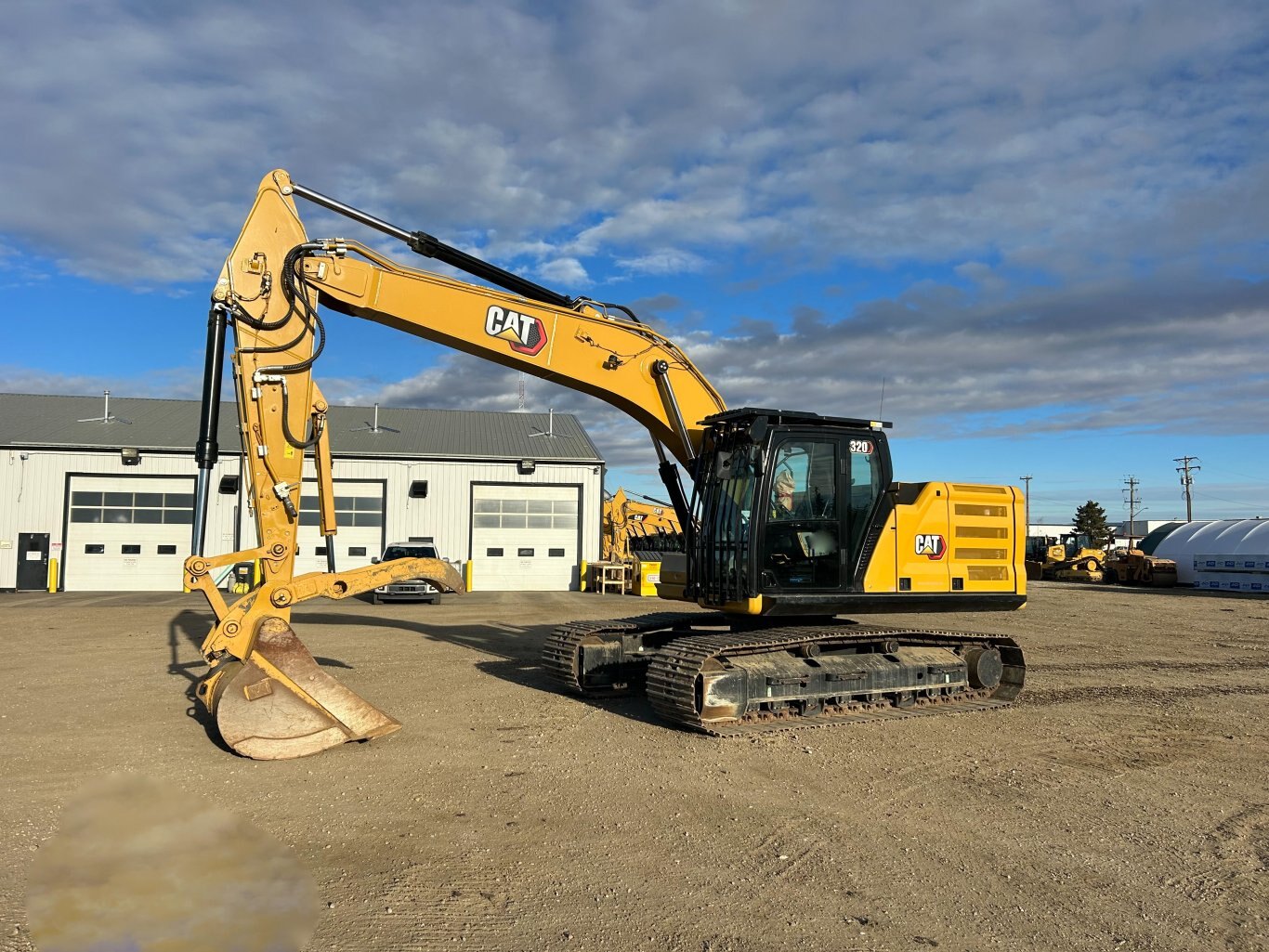 2021 Caterpillar 320 07 Excavator w/ Thumb