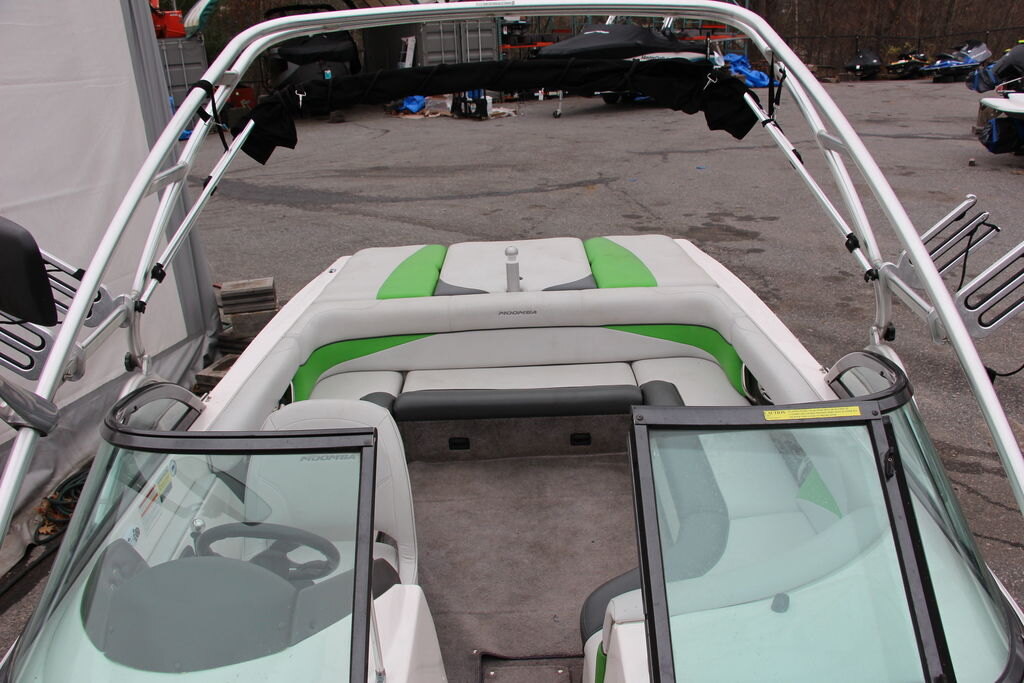 2009 Moomba Outback