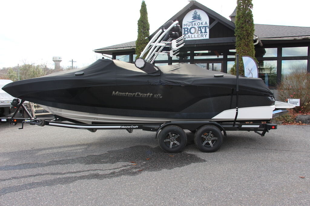 2022 MasterCraft NXT24