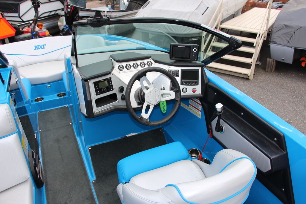 2018 MasterCraft NXT20