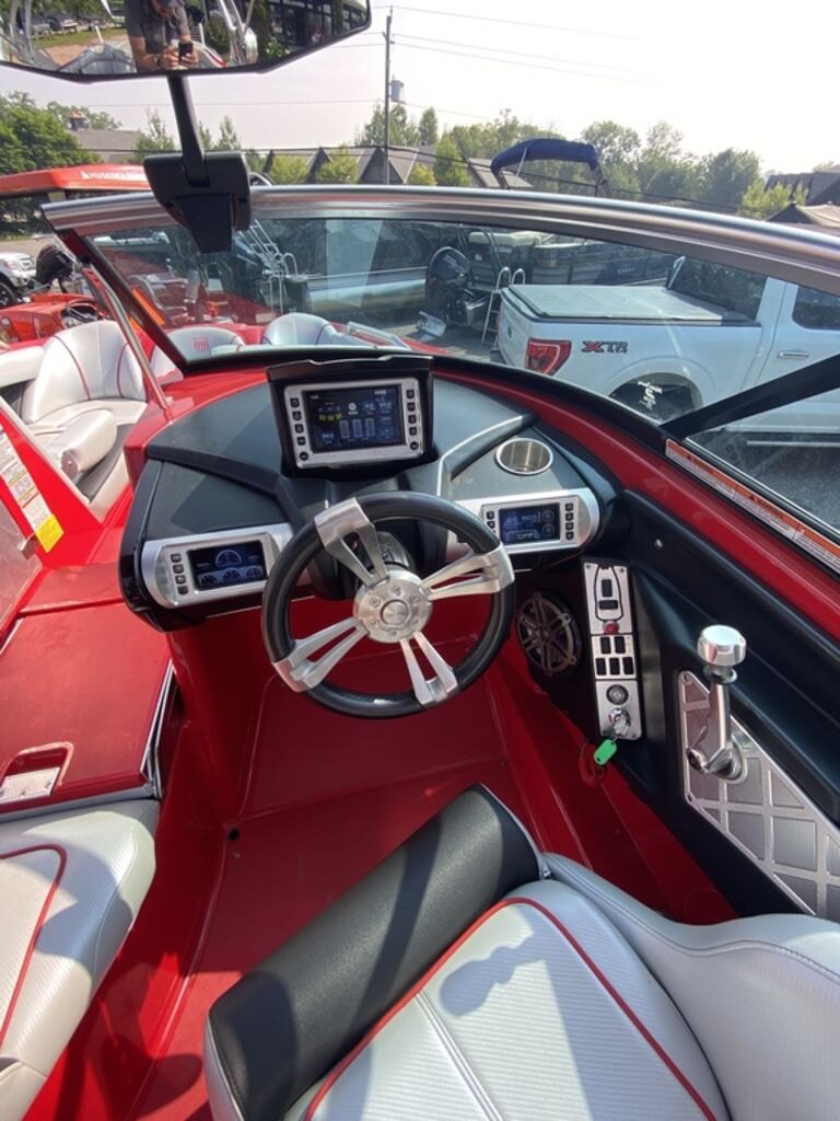 2014 MasterCraft XSTAR