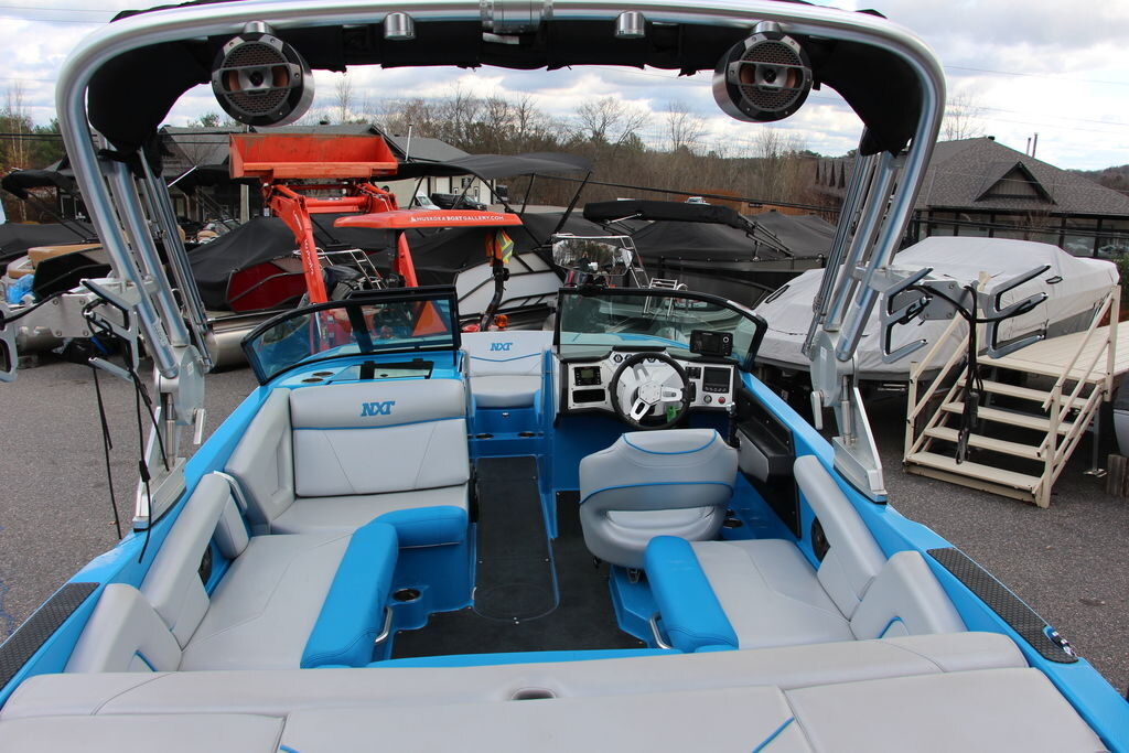 2018 MasterCraft NXT20