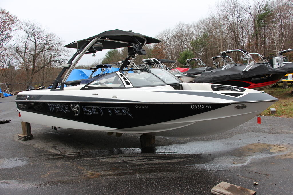 2012 Malibu 23 LSV