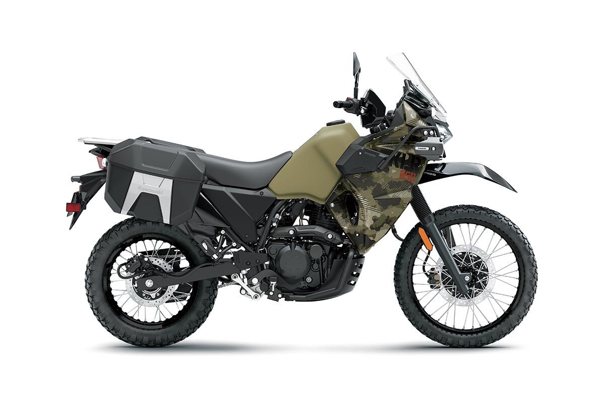 2026 Kawasaki KLR650 ADVENTURE Cypher Camo Beige (Matte) / Metallic Matte Carbon Gray