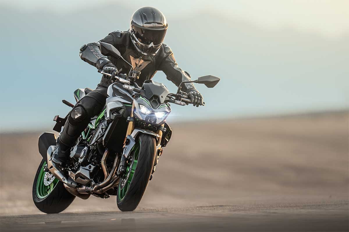 2026 Kawasaki Z900 SE