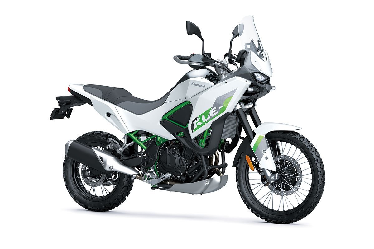 2026 Kawasaki KLE500 SE Pearl Blizzard White