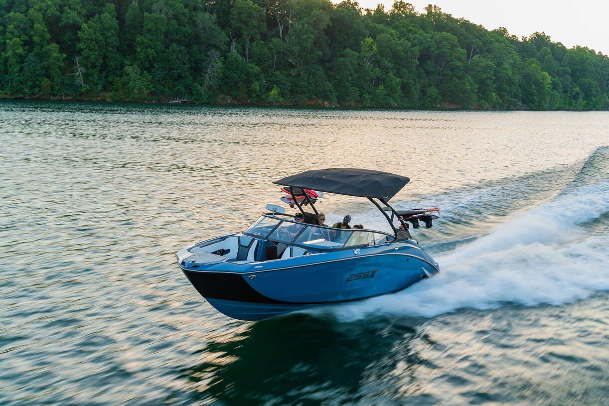 2023 Yamaha 255XD Trailer Included | 40Hrs