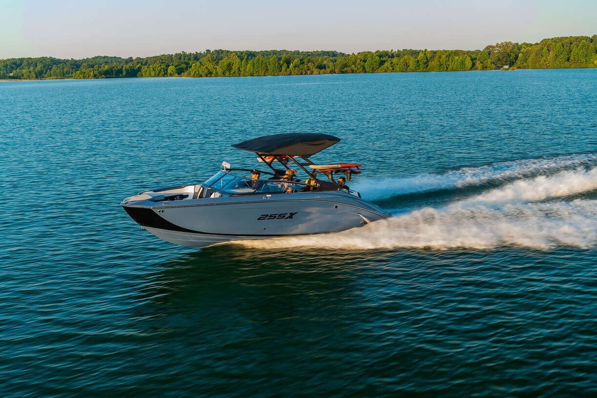 2023 Yamaha 255XD Trailer Included | 40Hrs