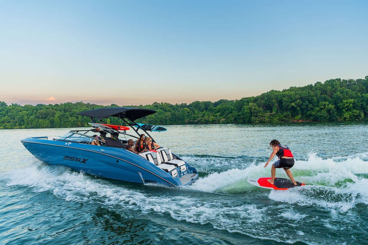 2023 Yamaha 255XD Trailer Included | 40Hrs