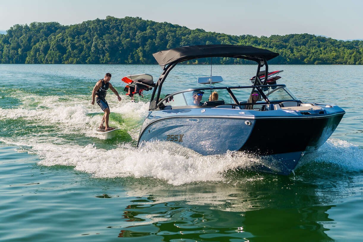 2023 Yamaha 255XD Trailer Included | 40Hrs