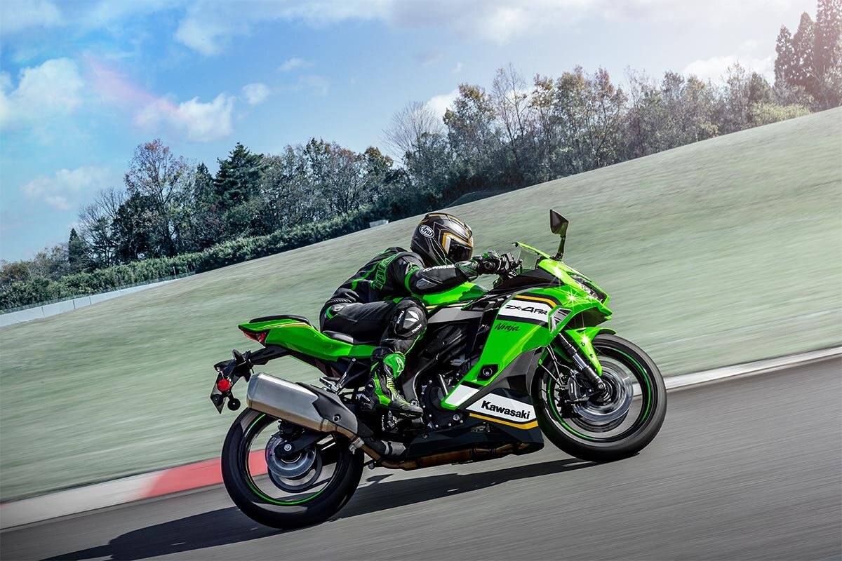 2025 Kawasaki NINJA ZX-4RR KRT EDITION | A41657 | Home