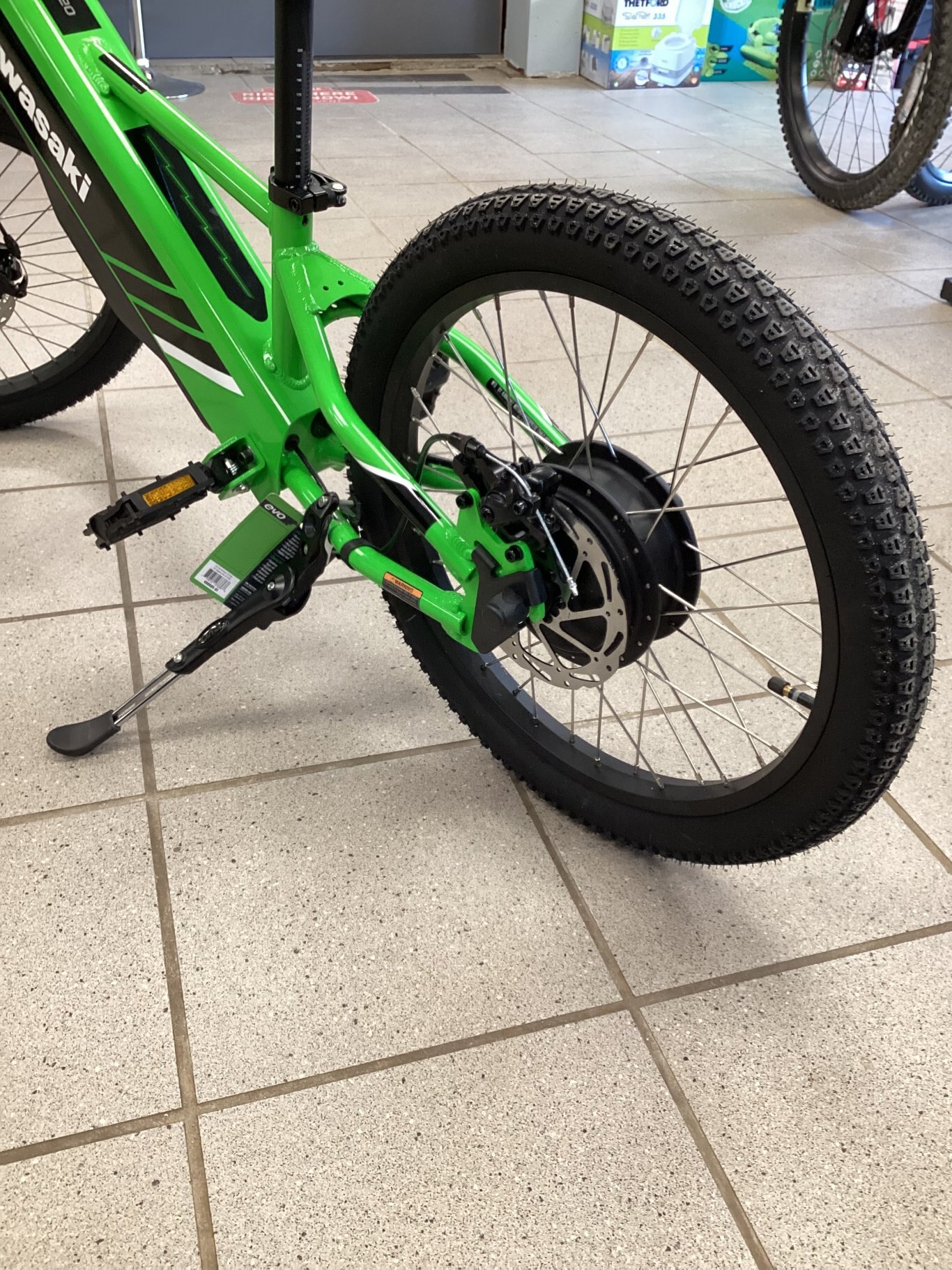 2025 Kawasaki ELEKTRODE 20 Lime Green