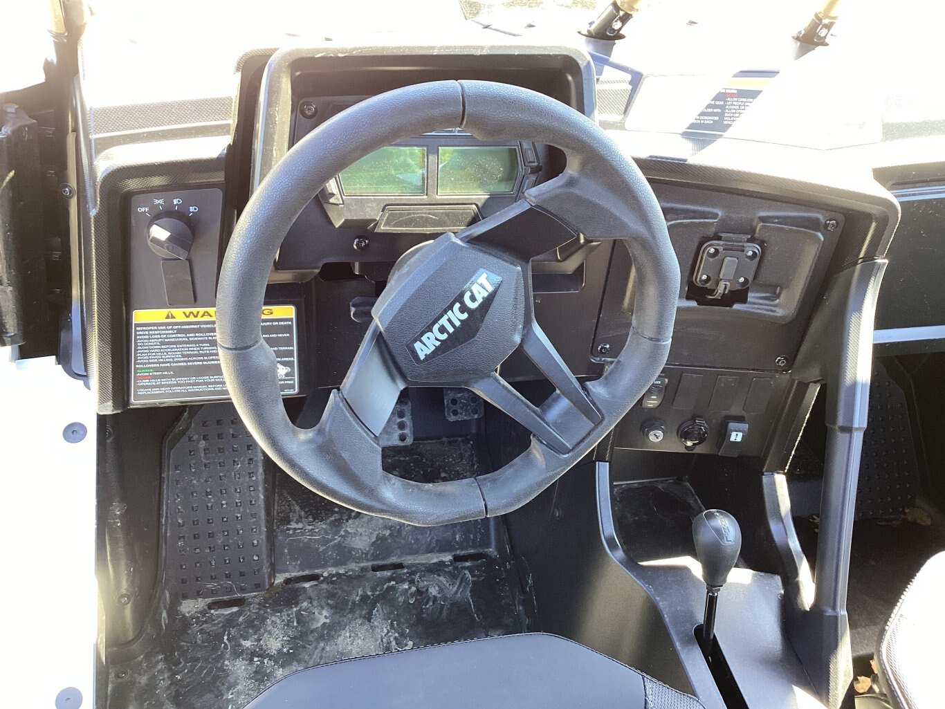 Arctic cat | side x sideArctic cat | side x side | 300379 | Home