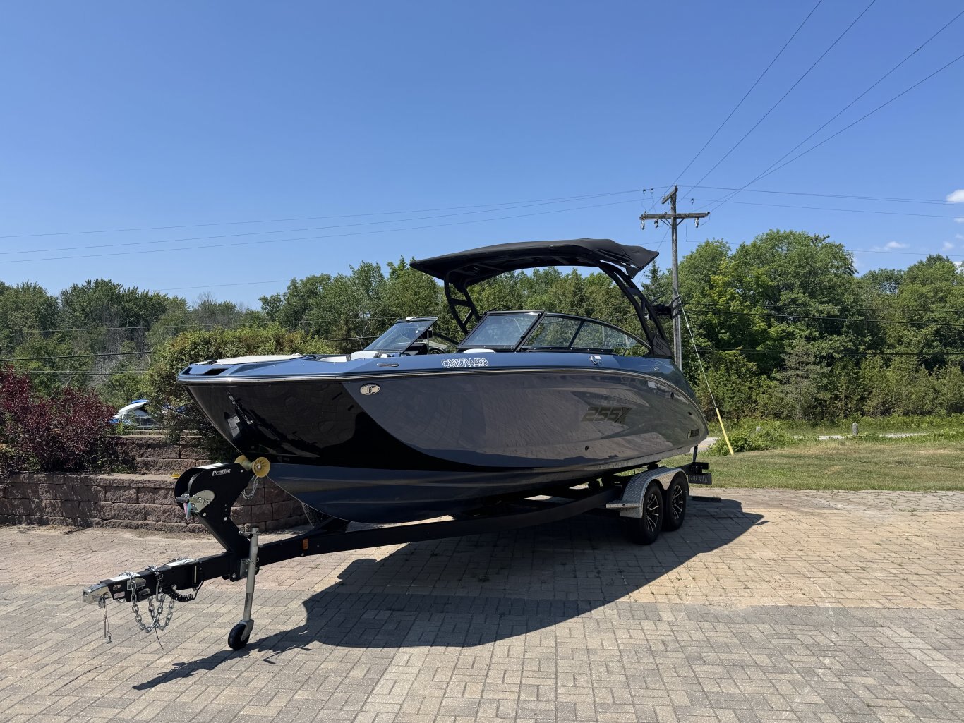 2023 Yamaha 255XD Trailer Included | 40Hrs