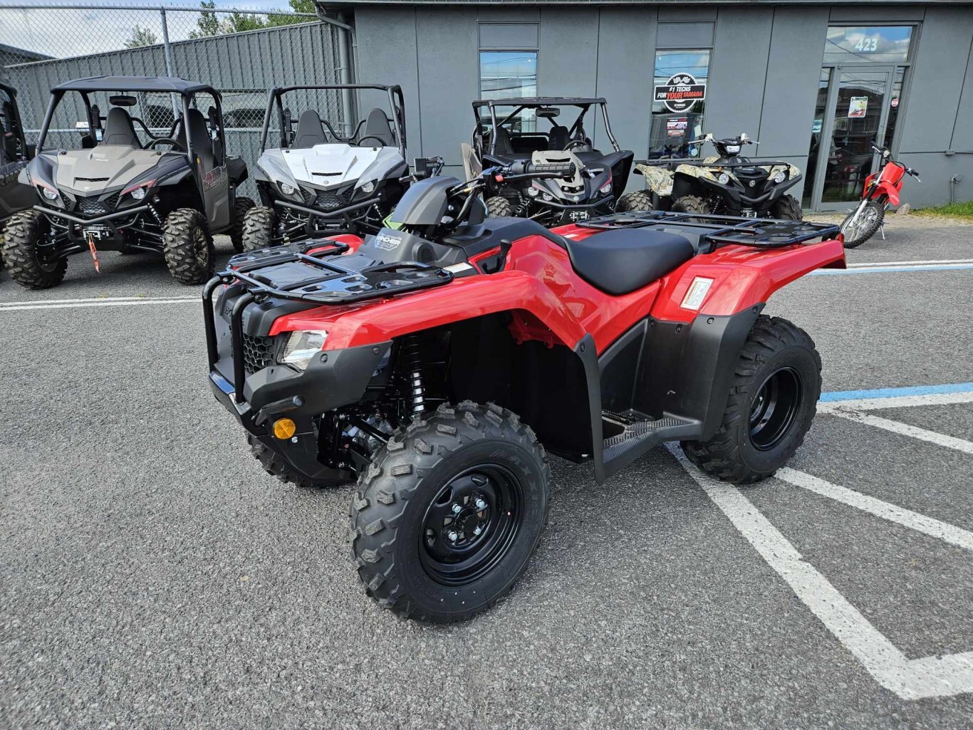 2025 Honda Rancher TRX420 Hero Red