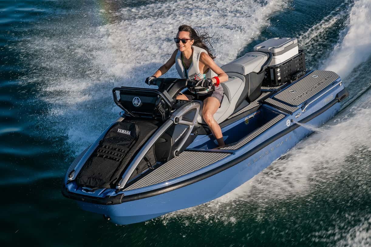 2027 Yamaha Crosswave Slate Blue