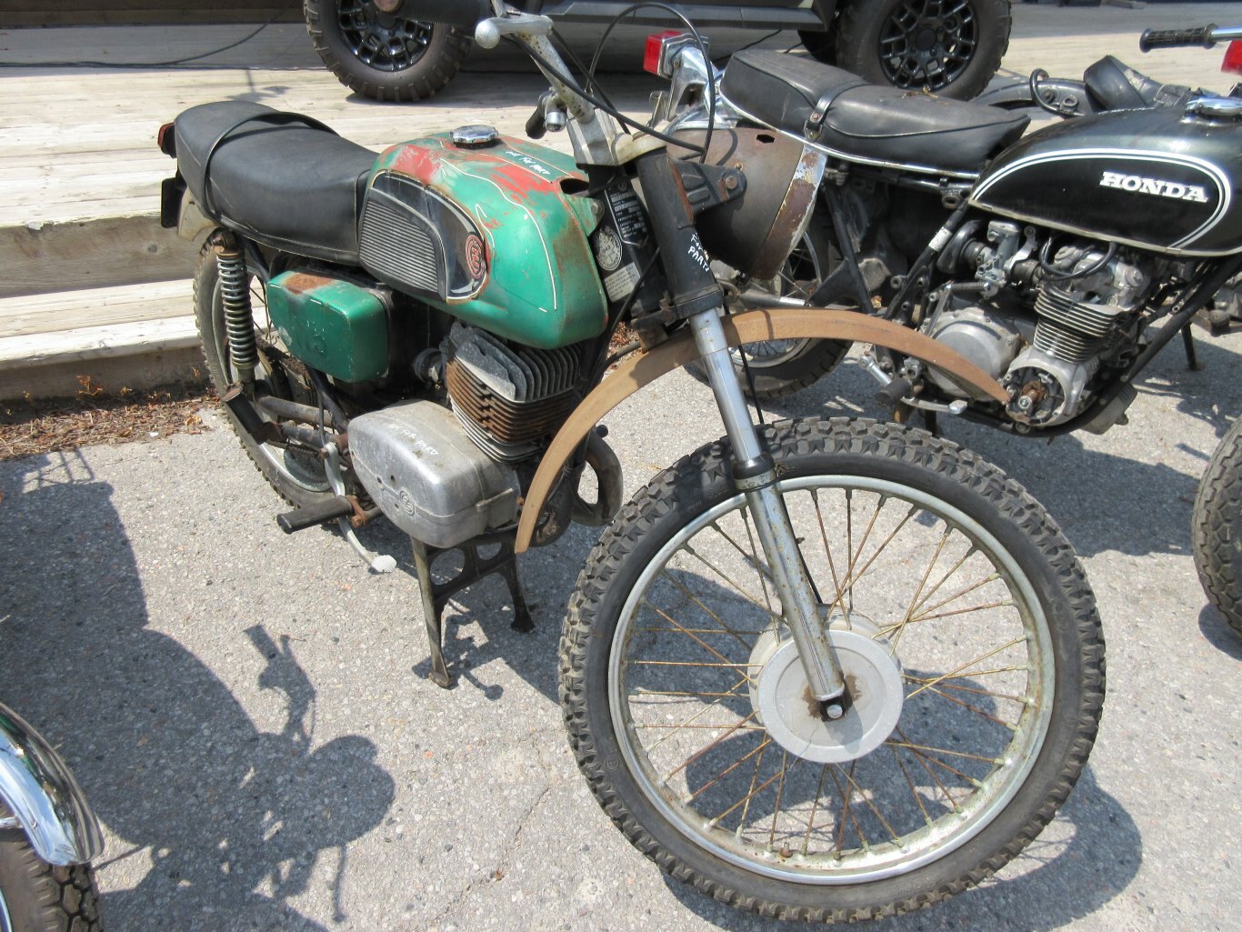 1971 CZ Trail 175 project bike