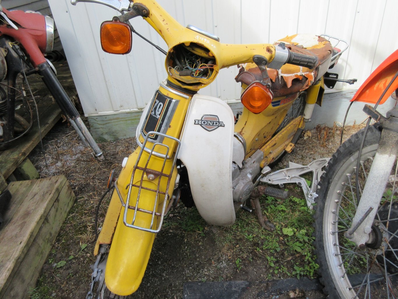 1981 Honda Passport 70 project bike