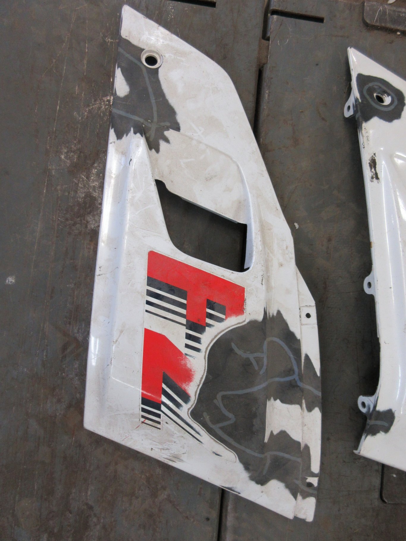 86 to 88 Yamaha FZ600 NOS body parts package deal