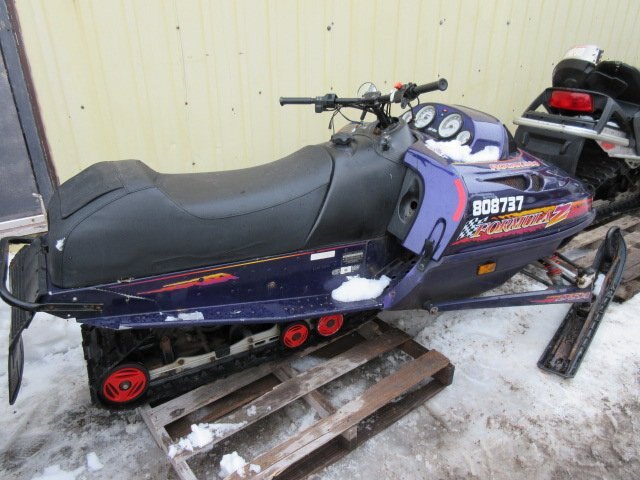 PARTING OUT 97 SKI DOO FORMULA Z 583