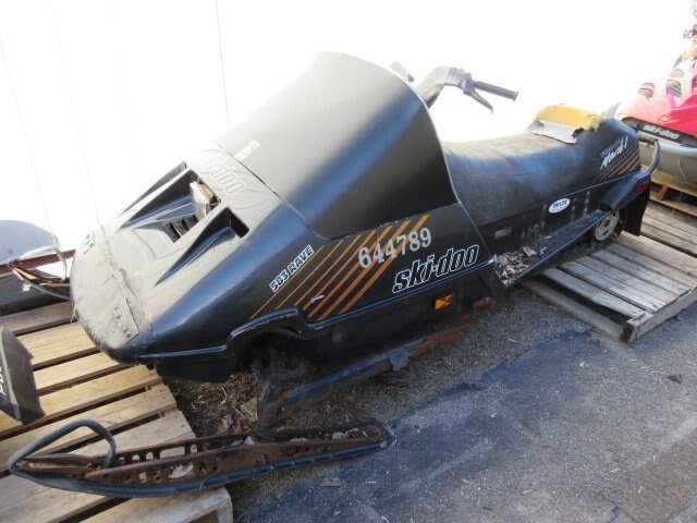 1990 Ski Doo Mach 1 583 Parts sled