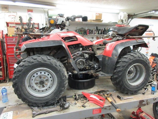 Parting out 89 Honda 350 Four Trax