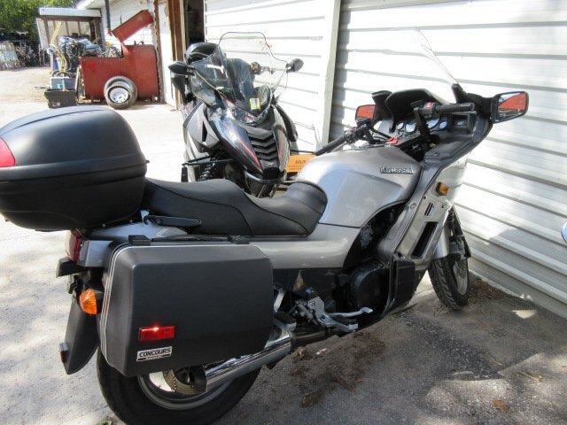 02 Kawasaki Concourse 1000 Project bike!