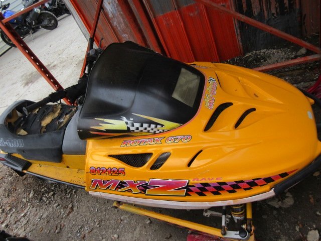 Parting out 98 Ski Doo MXZ 670