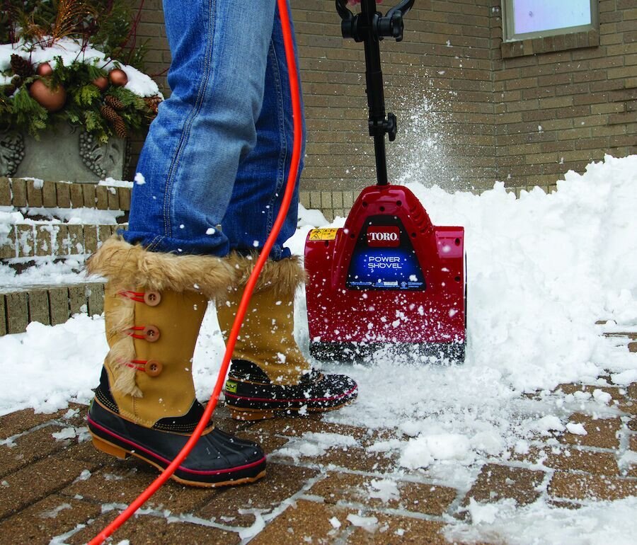 Toro 12 in. 30 cm Power Shovel 7.5 Amp Electric Snow Shovel Home Aberfoyle Powersports LTD. Puslinch ON 1 833 223 7766