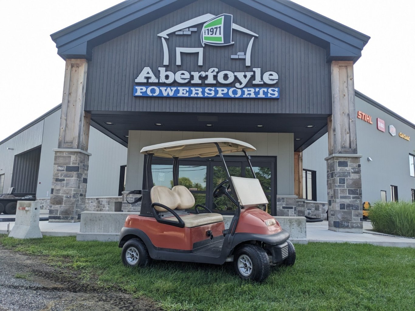 2013 CLUB CAR PRECEDENT ELECTRIC (ORANGE)