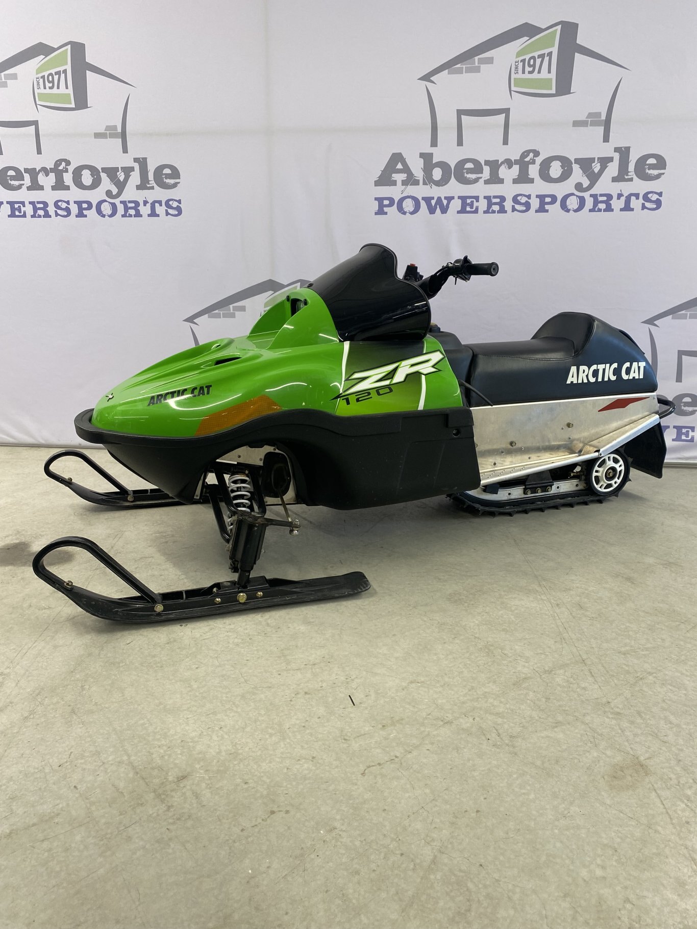 2017 USED ARCTIC CAT ZR 120