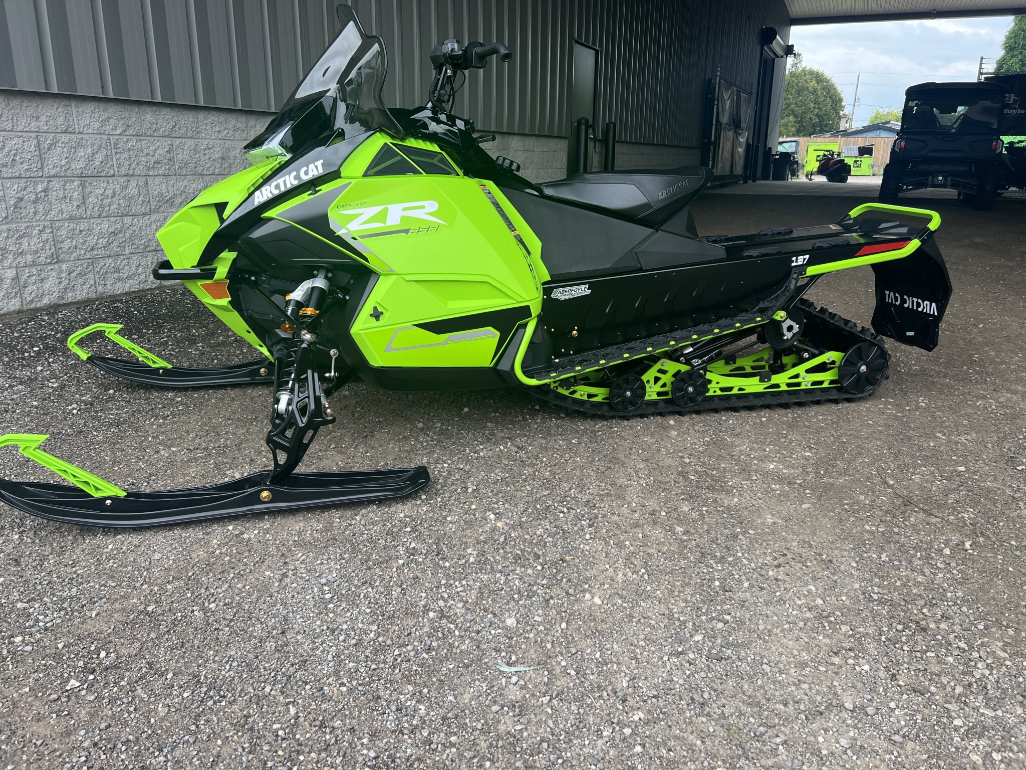 2027 ARCTIC CAT ZR 858 SP EPS 137 GREEN SECURE NOW FOR THE FALL!