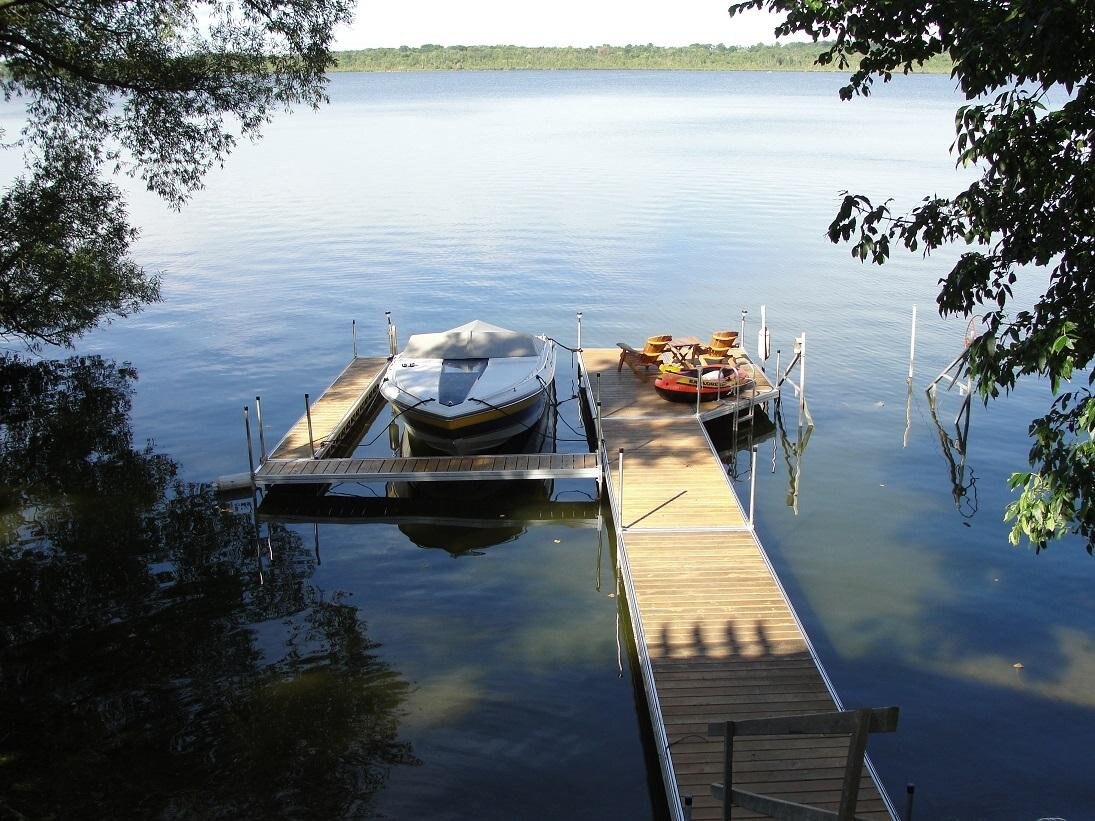 Bertrand Docks Revêtement en bois 6 ft x 20 ft