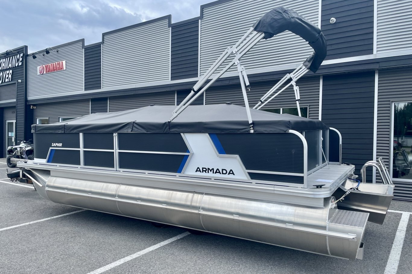 Ponton Armada 2023 par JYS SAPHIR 208