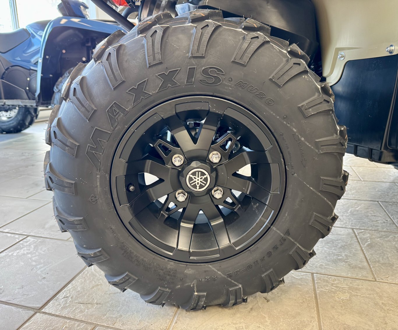 2025 VTT Yamaha Kodiak 700 EPS beige automnal