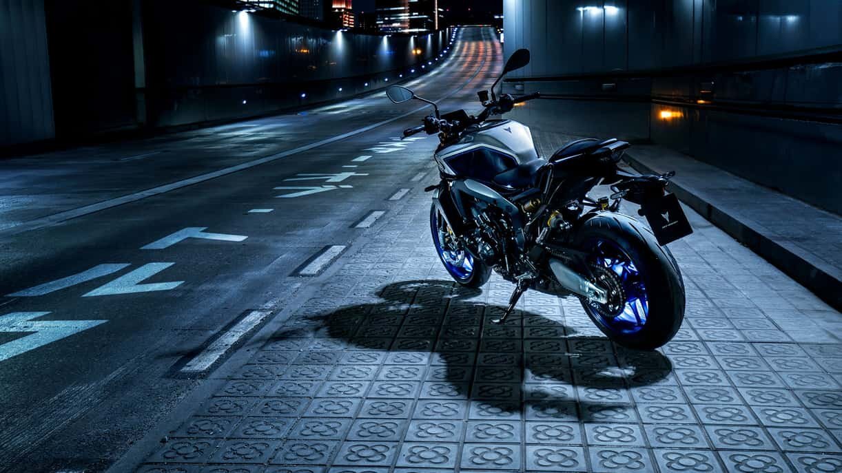 2025 Yamaha MT 09 SP